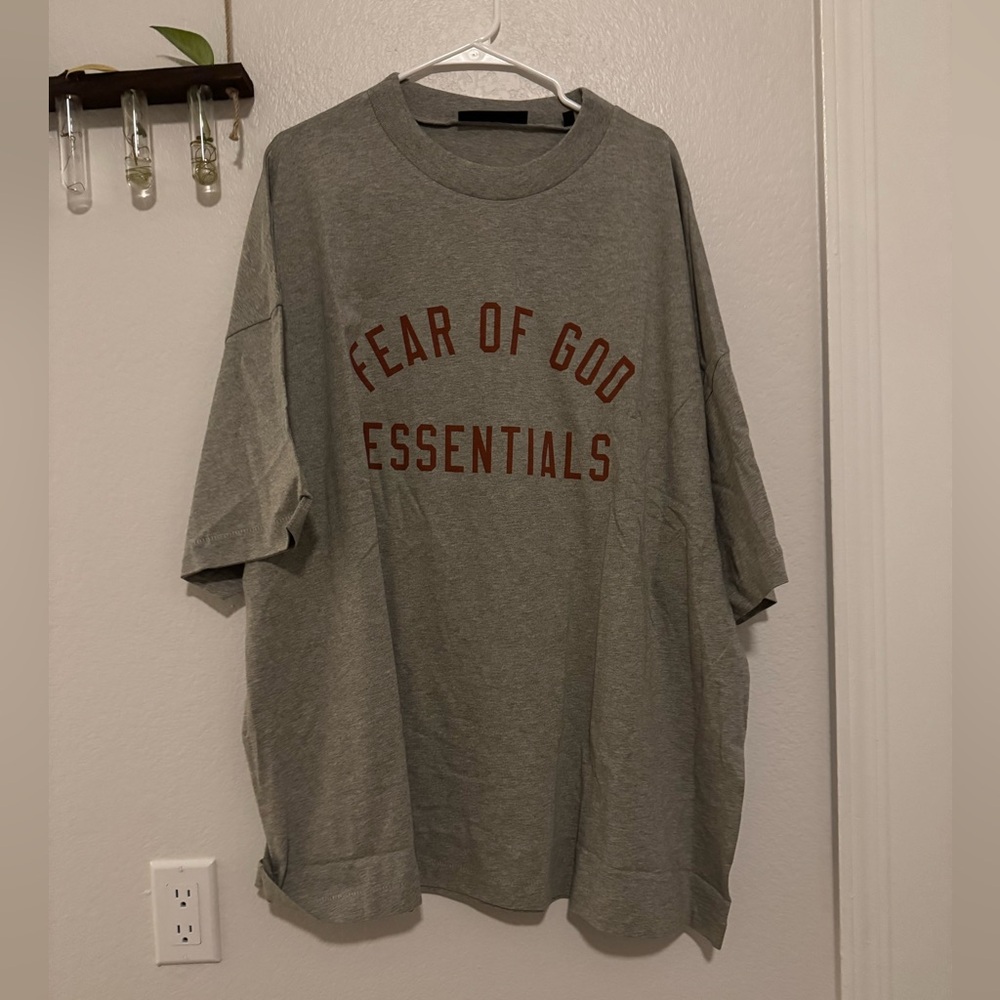 Fear of God essentials T shirt